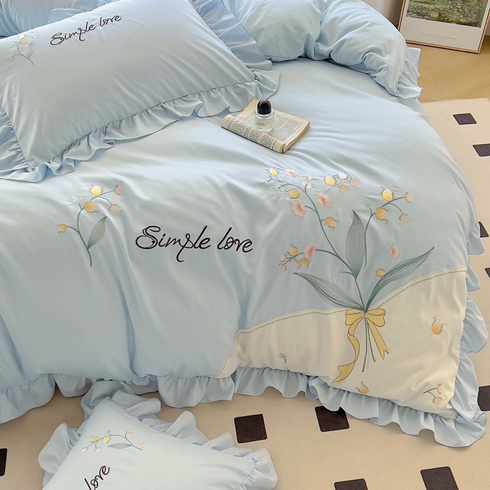 91家纺网 家纺一手货源 找家纺 凯美家居 2025新款超柔亲肤磨毛刺绣花仙子系列四件套 花仙子 浅蓝