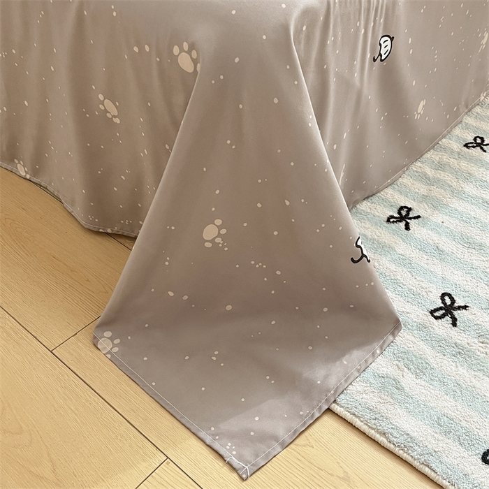 91家纺网 家纺一手货源 找家纺 盛秋家纺 2025新款水洗棉印花四件套-卡通系列 腊肠狗+猫爪