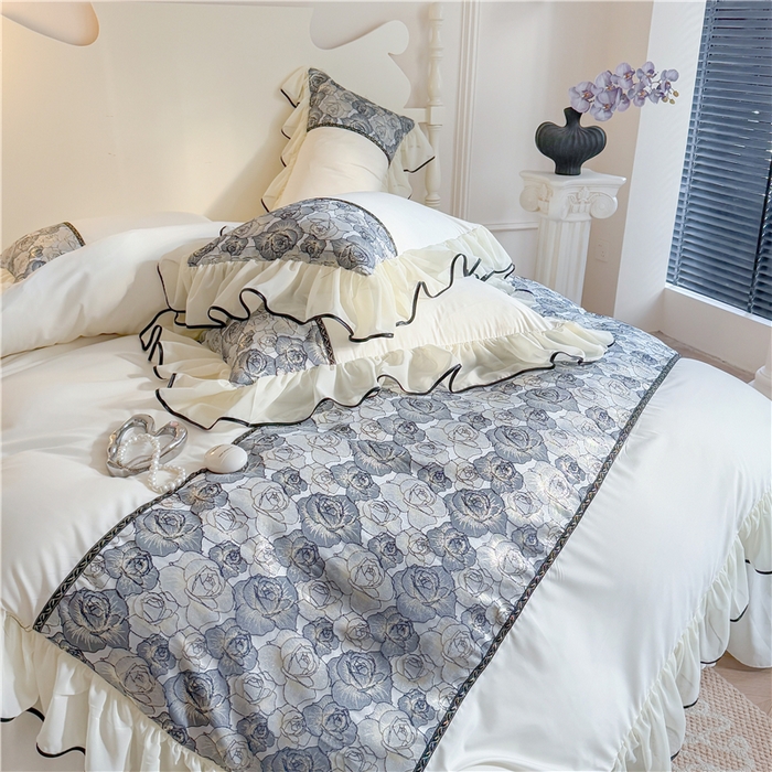 91家纺网 家纺一手货源 找家纺 富盛 2025新款水洗亲肤棉浮雕提花公主风四件套 月光恋人-白+黑