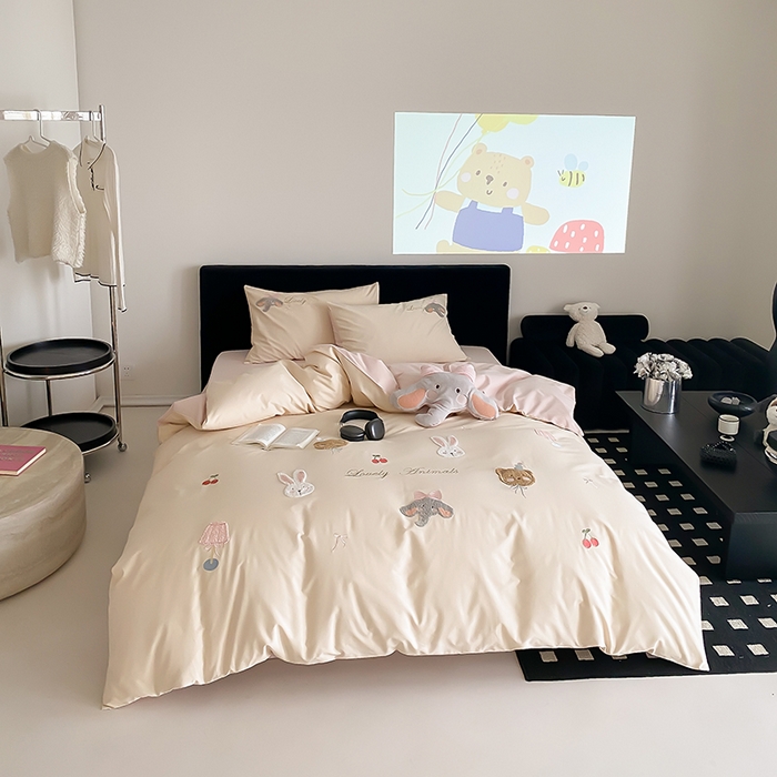 91家纺网 家纺一手货源 找家纺 鹿班家居 2025新品四季款100S长绒棉四件套-欢乐象【标准会员-20元】 欢乐象-奶昔白