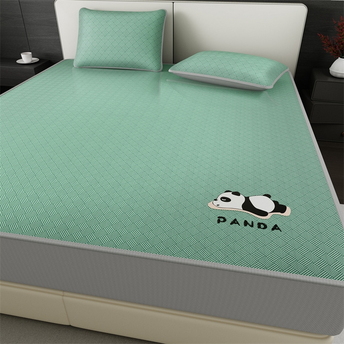 91家纺网 家纺一手货源 找家纺 鑫姿 2025新款5A抗菌A类冰丝凉席-饼干花熊猫款 床笠-熊猫-绿色