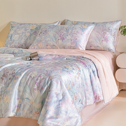 91家纺网 家纺一手货源 找家纺 （总）梦幻之城 2025新款水洗真丝数码印花简易款夏被四件套