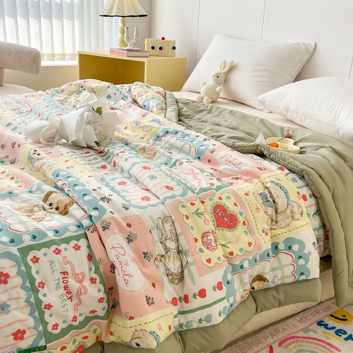 91家纺网 家纺一手货源 找家纺 爱宝被业 2025新款亲肤棉印花100%新疆棉花夏被空调被 爱心猫咪