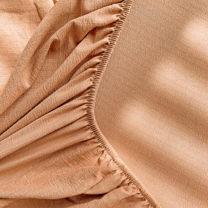 91家纺网 家纺一手货源 找家纺 罗亿家纺 2025新款云感提花双层纱定标minmin(系列)床笠 深咖