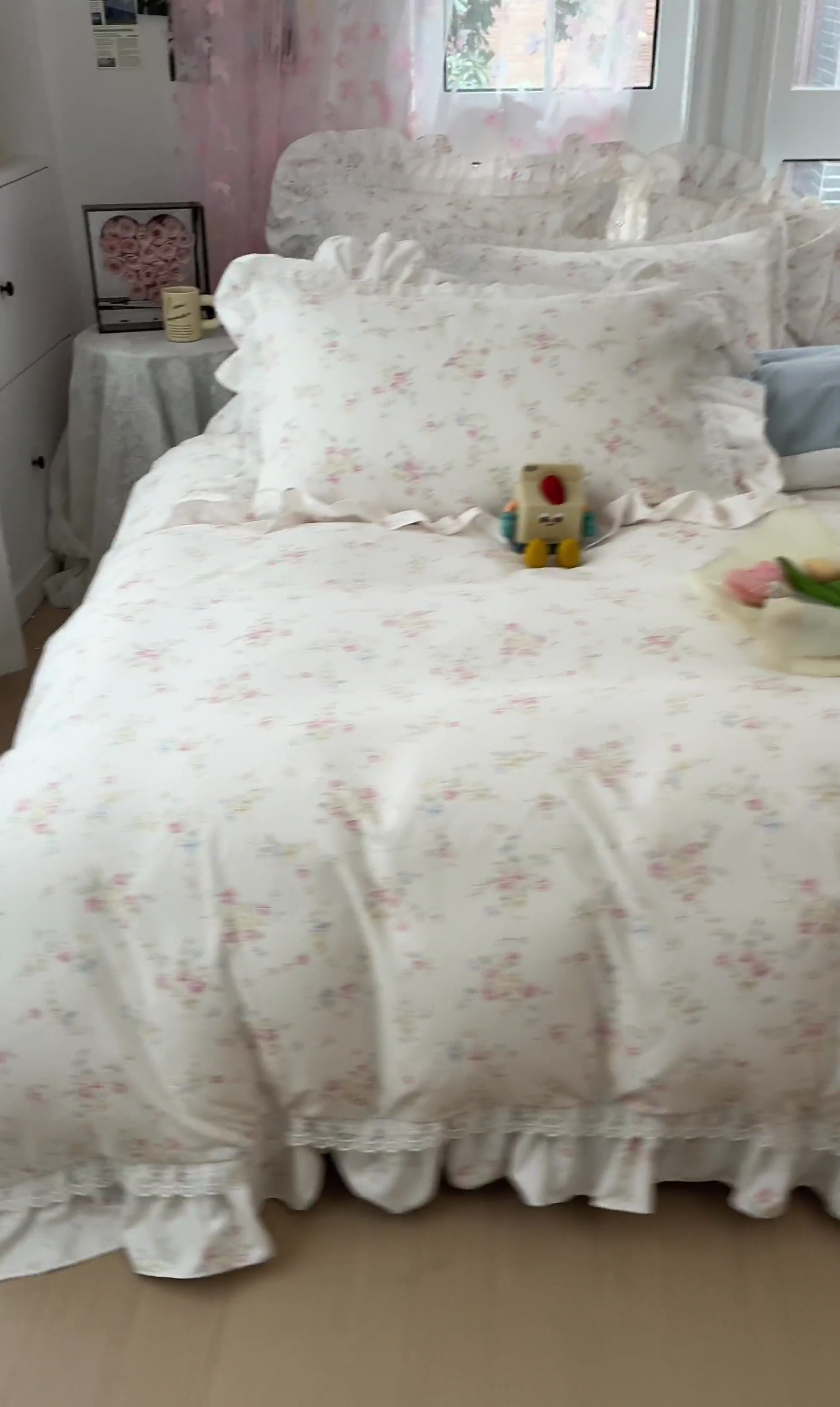 91家纺网 家纺一手货源 找家纺 喜梦缘家纺 2025A类公主风云柔棉工艺款四件套 淡彩花语