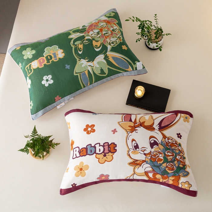 91家纺网 家纺一手货源 找家纺 2025新款全棉八层纱枕巾情侣枕巾 花束兔 (白色)