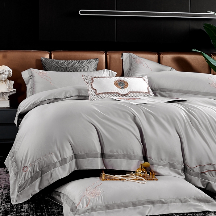 91家纺网 家纺一手货源 找家纺 U品汇 2025新款60支天丝棉莱赛尔纤维刺绣花四件套纯棉全棉凉感丝滑礼盒包装（西雅图） 西雅图-极光灰