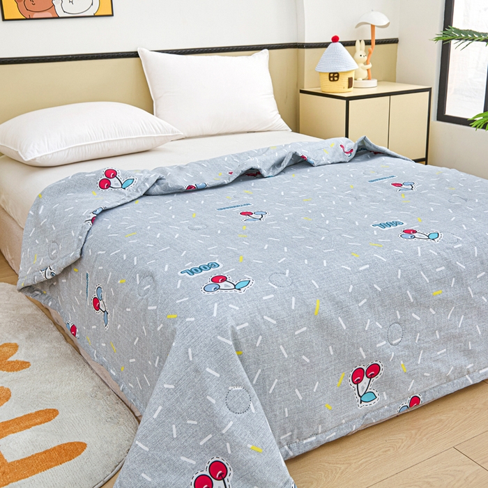 91家纺网 家纺一手货源 找家纺 侨鑫 2025新款亲肤水洗棉夏被宽边 仲夏樱桃