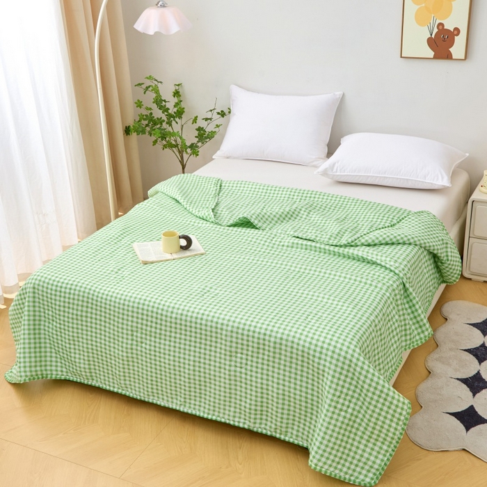 91家纺网 家纺一手货源 找家纺 2025新款亲肤绒礼品夏被窄边 绿色格调