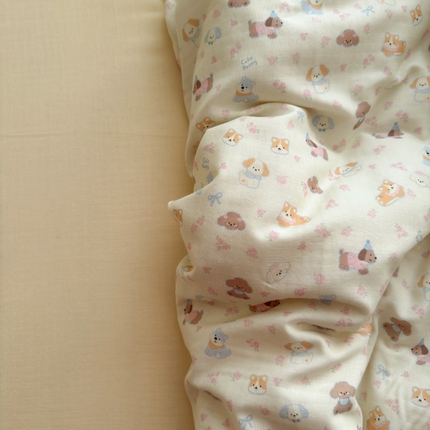 91家纺网 家纺一手货源 找家纺 亿梵家居 2025新款A类母婴级有氧全棉纯棉双层纱纯棉印花四件套-床拍图 卡通乐园-米