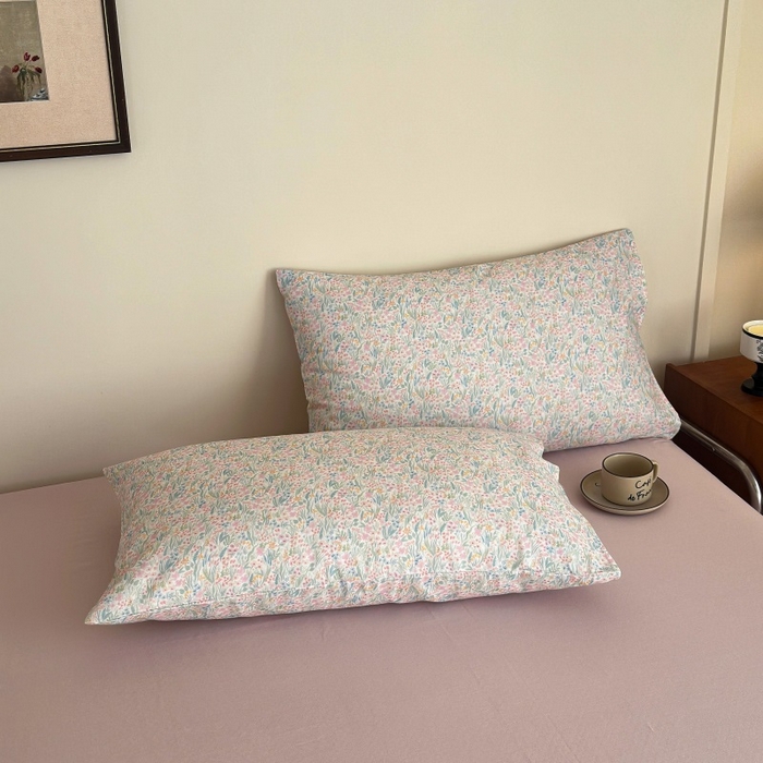 91家纺网 家纺一手货源 找家纺 亿梵家居 2025新款A类母婴级有氧全棉纯棉双层纱纯棉印花四件套-床拍图 蕾拉花园