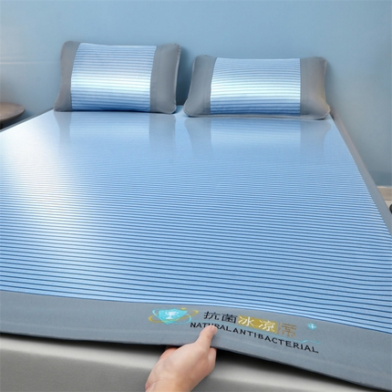 航途席业 2025新款凉席抗菌三明治可水洗碳光冰丝席宽边刺绣冰丝席 素夏 静谧蓝-床席款