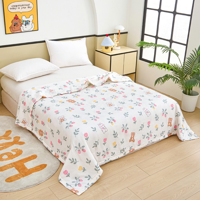 91家纺网 家纺一手货源 找家纺 侨鑫 2025新款亲肤水洗棉夏被宽边 玫瑰小熊