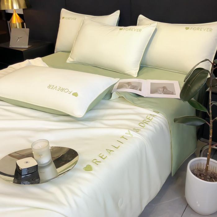 91家纺网 家纺一手货源 找家纺 吾诺 2025 双拼及羽毛刺绣夏被四件套绣花夏被水洗天丝夏被水洗真丝夏凉被空调被 奶昔白-果绿