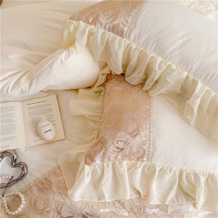 91家纺网 家纺一手货源 找家纺 富盛 2025新款水洗亲肤棉浮雕提花公主风四件套 月光恋人-白+香槟