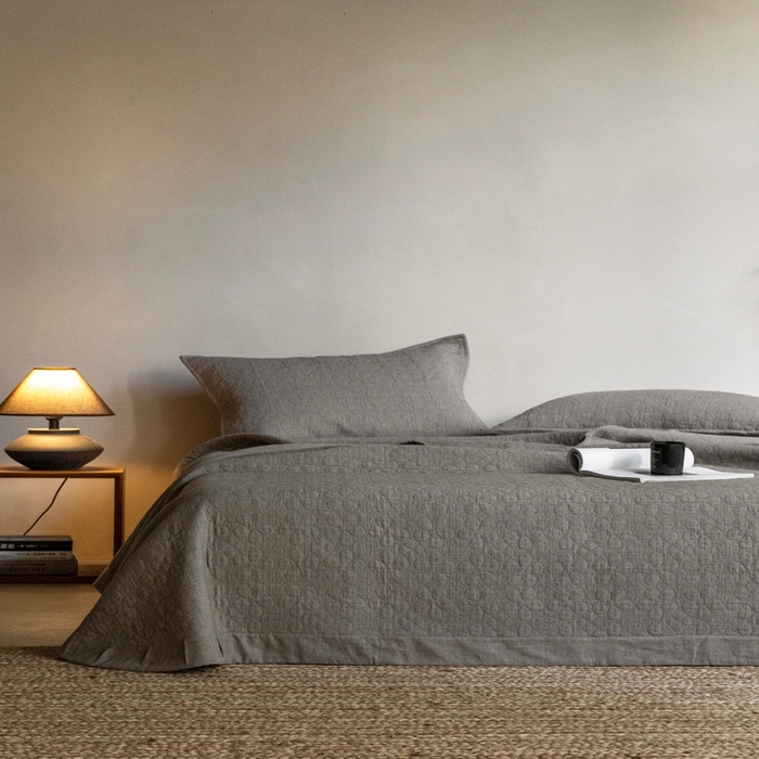 91家纺网 家纺一手货源 找家纺 璞素2025新款全棉色织三层纱床盖三件套-落雪 落雪咖