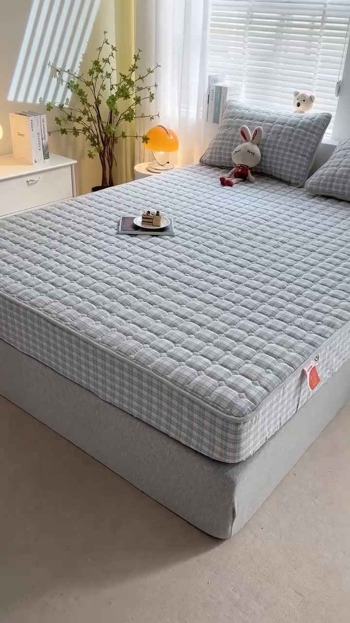 91家纺网 家纺一手货源 找家纺 铭成家纺 2025新款A类亲肤纯棉加厚床笠 简兮蓝