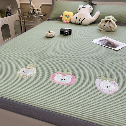 91家纺网 家纺一手货源 找家纺 （总）卡初家居（原微来） 2025 夏季乙纶冰豆豆华夫格席  绣花