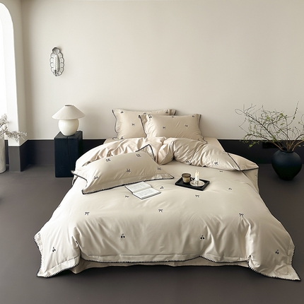 91家纺网 家纺一手货源 找家纺 （总）时亿家居 2025新款100支长绒棉小清新四件套-黑樱梦境