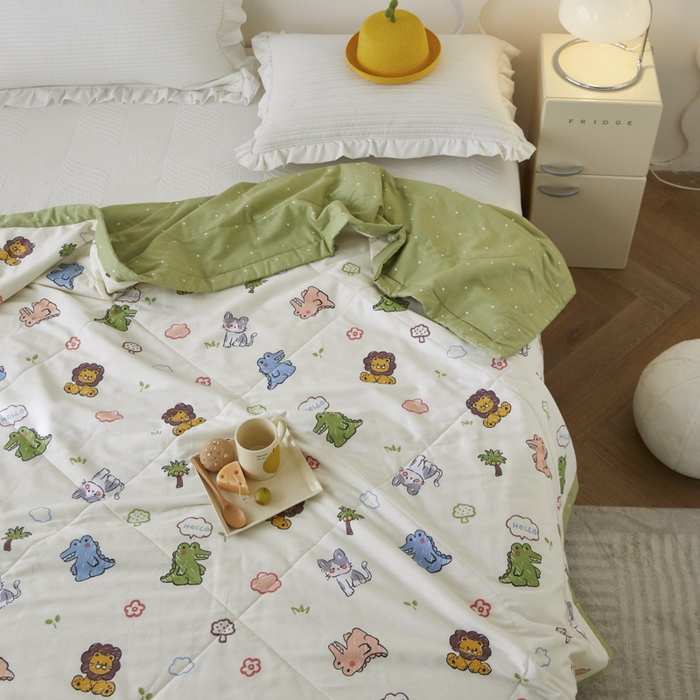 91家纺网 家纺一手货源 找家纺 维洋家纺 2025新款里外全棉印花棉花夏凉被 森森乐园