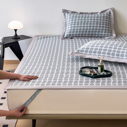 卡初家居（原微来） 2025夏季轻柔丝系列冰丝席——绮梦系列 素雅灰