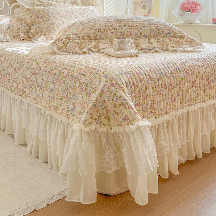 91家纺网 家纺一手货源 找家纺 麒豆豆 2025新款全棉印花双层纱床盖 悠若花园