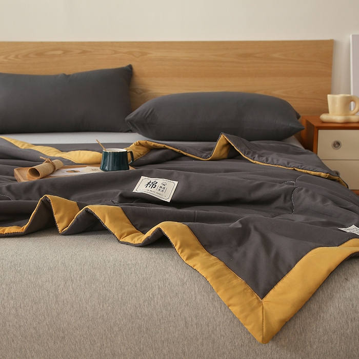 91家纺网 家纺一手货源 找家纺 鑫佰利 2025新款纯色水洗棉纱棉花夏被 被子被芯 曜石黑