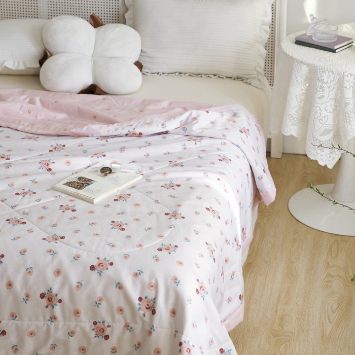 91家纺网 家纺一手货源 找家纺 维洋家纺 2025新款里外全棉印花棉花夏凉被 粉黛