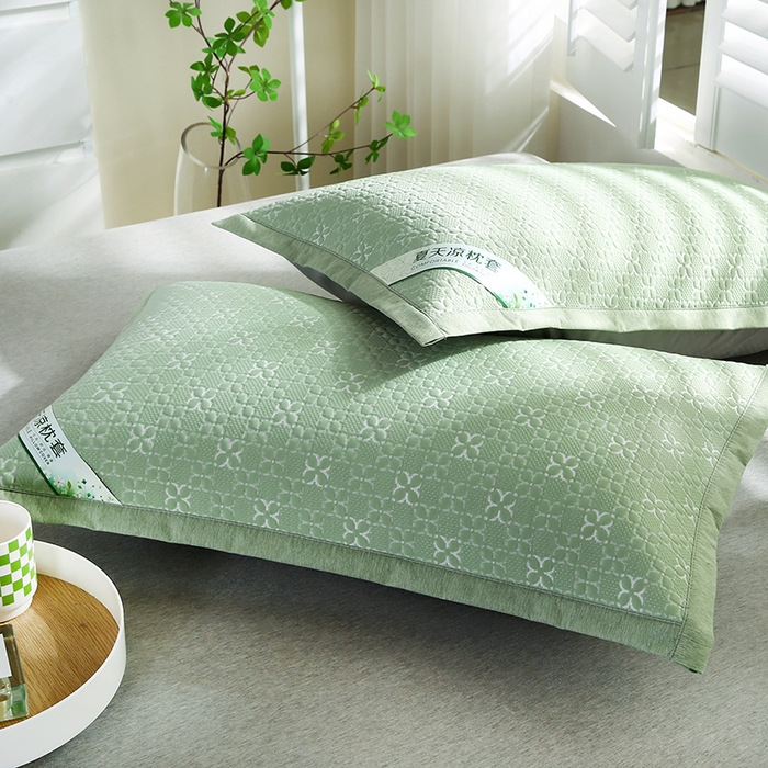 91家纺网 家纺一手货源 找家纺 小牛席业 2025新款浪漫花语冷感豆豆枕套凉枕套夏天枕套冰丝枕套竹枕套藤枕套冰藤枕套 浪漫花语冷感豆豆枕套-绿色