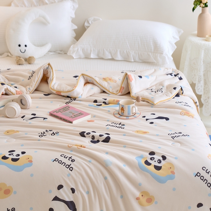 91家纺网 家纺一手货源 找家纺 维洋家纺 2025升级21%大豆新款A类牛奶丝针织夏被（四周踩棉）软糯凉感夏被空调被 功夫熊猫