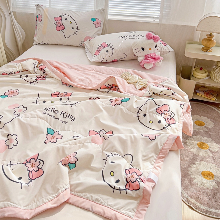 91家纺网 家纺一手货源 找家纺 海岛哥哥 2025新款三丽鸥系列A类水洗棉夏被大床图（提供买家秀） 夏被-樱花kt猫