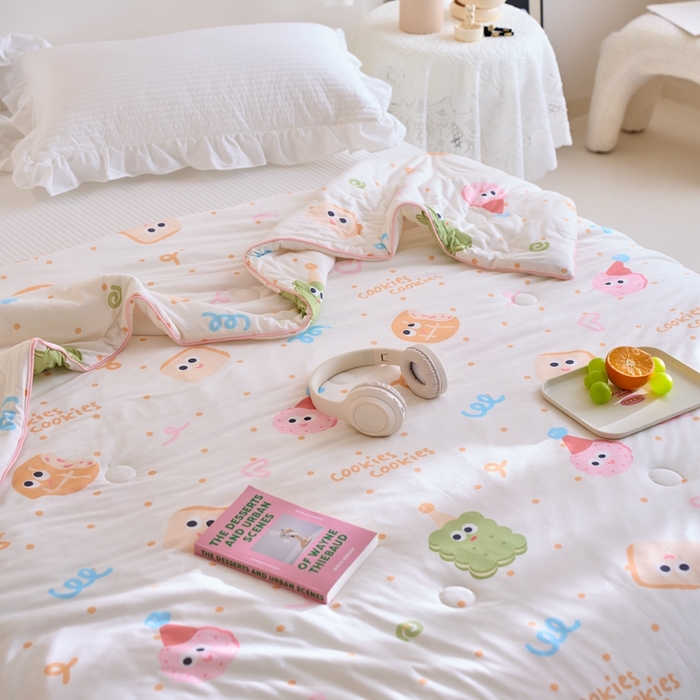 91家纺网 家纺一手货源 找家纺 维洋家纺 2025升级21%大豆新款A类牛奶丝针织夏被（四周踩棉）软糯凉感夏被空调被 夹心饼干