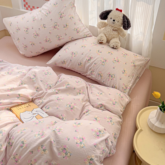 91家纺网 家纺一手货源 找家纺 暖芯优选 2025新款加厚云感棉双层纱四件套小碎花被套床单床笠款学生三件套新款直播热款 奶油味的暗恋