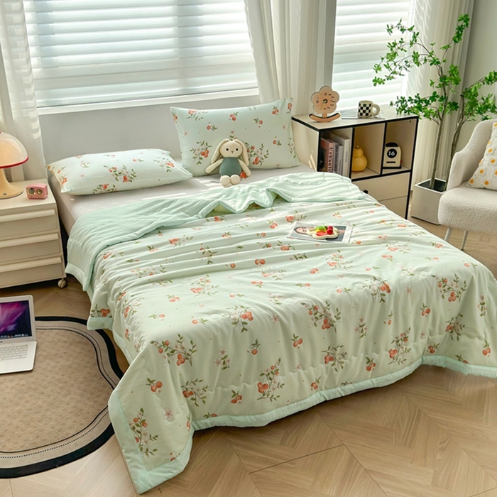 91家纺网 家纺一手货源 找家纺 鑫佰利 2025新款A类水洗棉印花纯棉花夏被子被芯 花满枝头绿