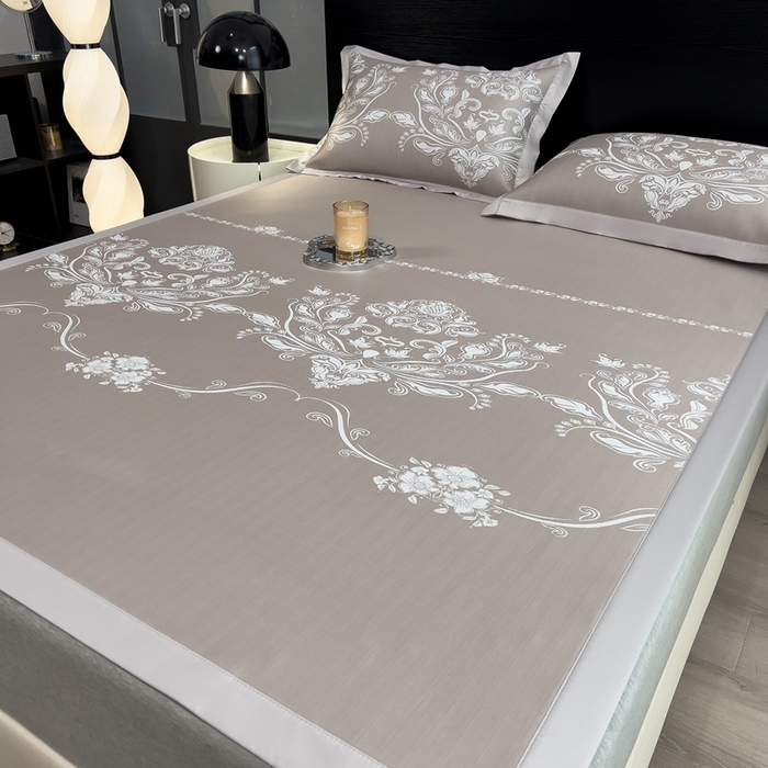 91家纺网 家纺一手货源 找家纺 卡初家居（原微来） 2025夏季凉感提花席 晓春烂漫-丝雾棕