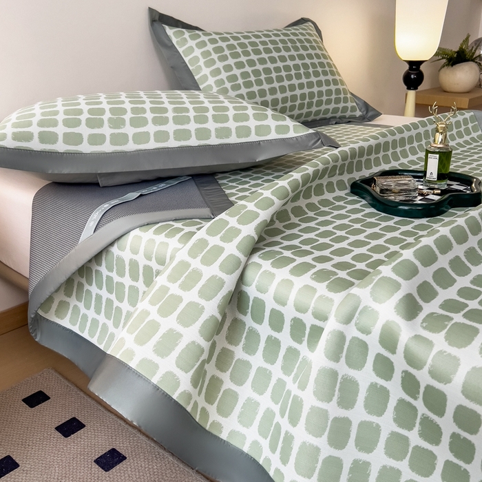 91家纺网 家纺一手货源 找家纺 卡初家居（原微来） 2025夏季轻柔丝系列冰丝席——绮梦系列 果绿