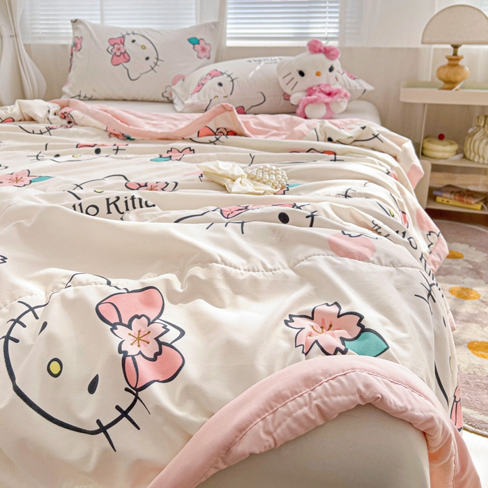 91家纺网 家纺一手货源 找家纺 海岛哥哥 2025新款三丽鸥系列A类水洗棉夏被大床图（提供买家秀） 夏被-樱花kt猫