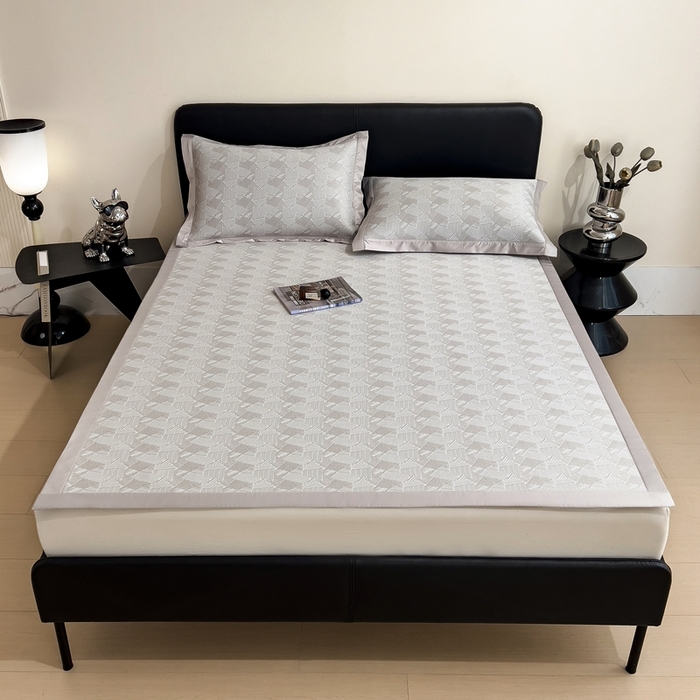 91家纺网 家纺一手货源 找家纺 卡初家居（原微来） 2025夏季凉感提花席 墨霭幽影-酷漾灰