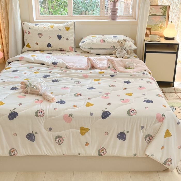 91家纺网 家纺一手货源 找家纺 维洋家纺 2025（专版花型）A类凉感丝夏被 凉感夏凉被双面加倍透气（四周踩棉） 南瓜