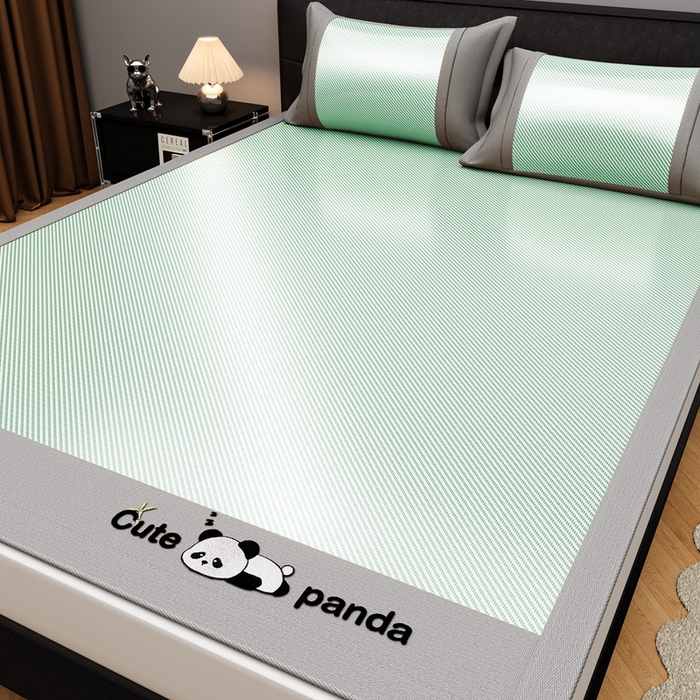 91家纺网 家纺一手货源 找家纺 卡初家居（原微来） 2025夏季轻柔丝系列冰丝席 嘟嘟熊浅绿