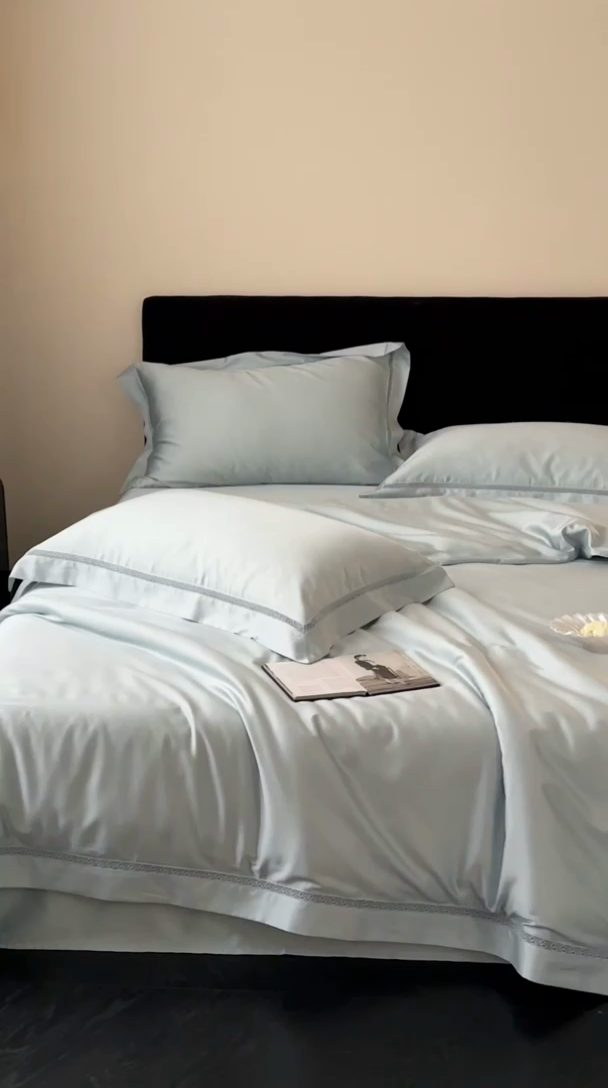 91家纺网 家纺一手货源 找家纺 云栖家居 2025天丝棉镂空四件套-星光蝶语 星光蝶语-天空蓝