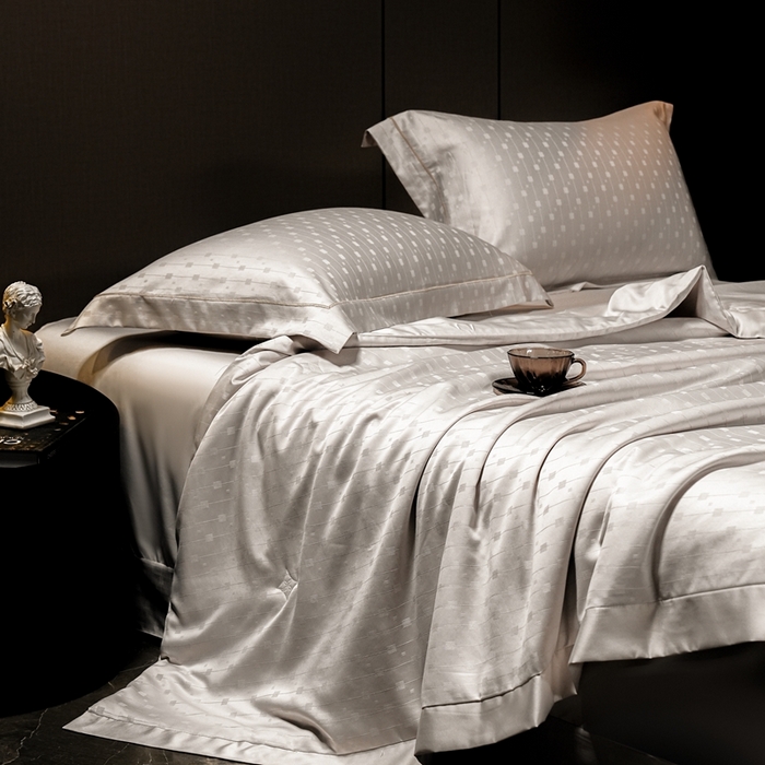 91家纺网 家纺一手货源 找家纺 2025新款格利亚天丝提花夏被四件套 格子-米灰