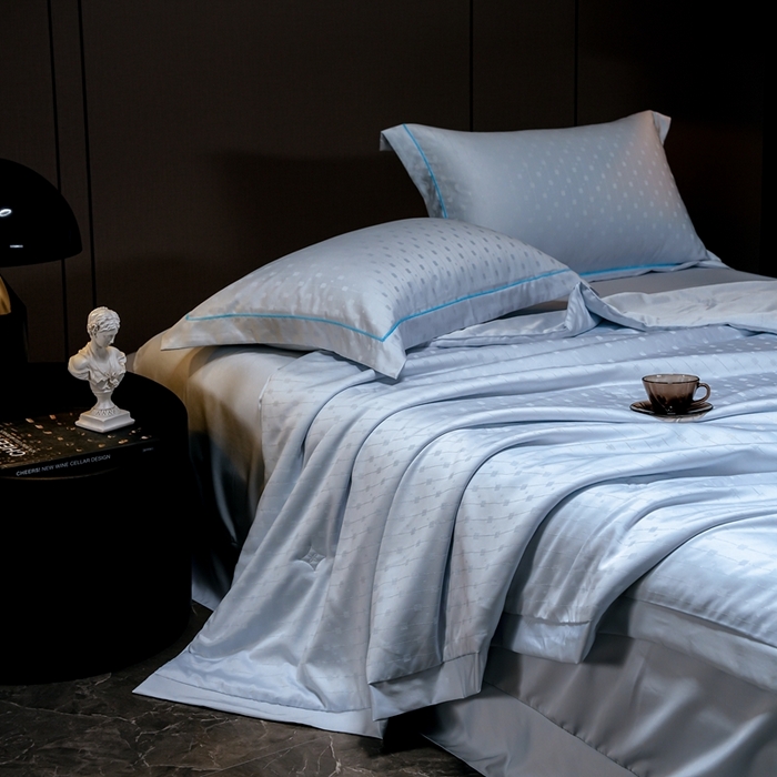 91家纺网 家纺一手货源 找家纺 2025新款格利亚天丝提花夏被四件套 格子-蓝