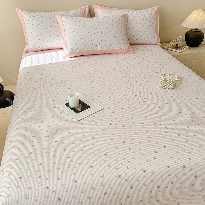 91家纺网 家纺一手货源 找家纺 蓝邻家纺 2025新款100%新疆原棉粗布小清新拼角工艺款系列单床单 花遇