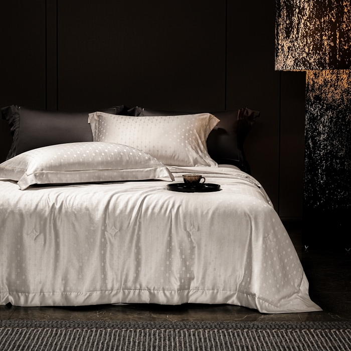 91家纺网 家纺一手货源 找家纺 2025新款格利亚天丝提花夏被四件套 格子-米灰