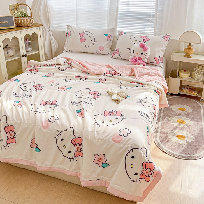 91家纺网 家纺一手货源 找家纺 海岛哥哥 2025新款三丽鸥系列A类水洗棉夏被大床图（提供买家秀） 夏被-樱花kt猫