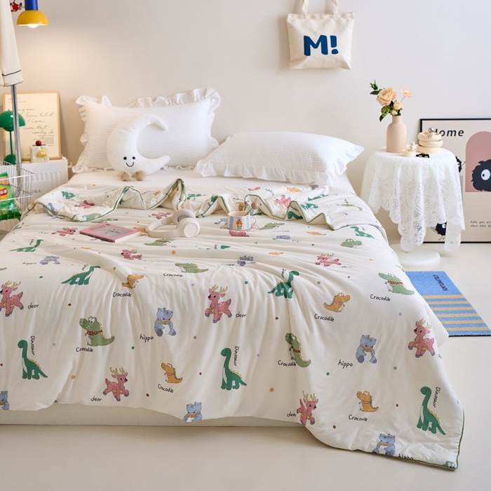 91家纺网 家纺一手货源 找家纺 维洋家纺 2025升级21%大豆新款A类牛奶丝针织夏被（四周踩棉）软糯凉感夏被空调被 小恐龙