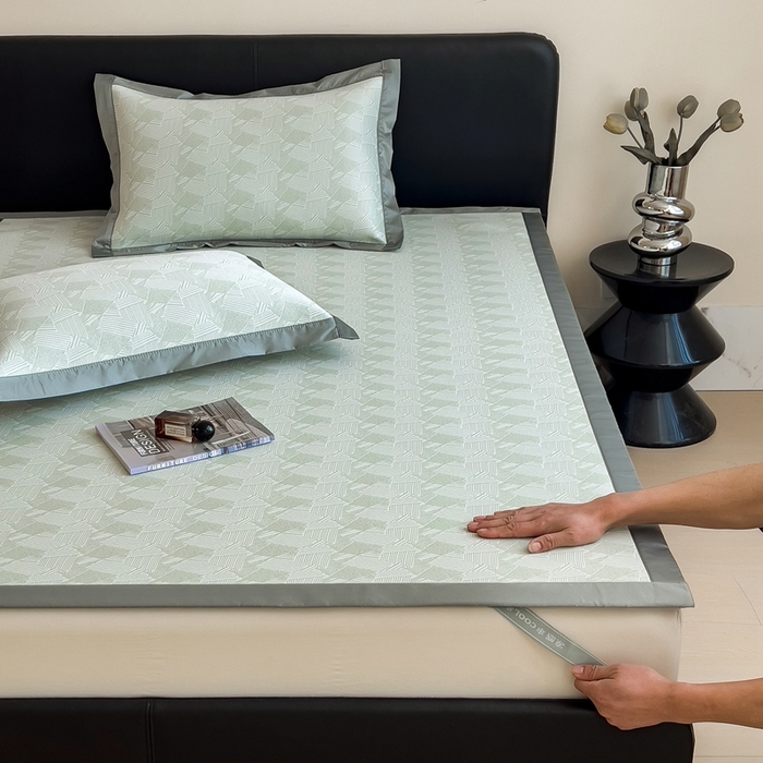 91家纺网 家纺一手货源 找家纺 卡初家居（原微来） 2025夏季凉感提花席 逸线翠澜-玉翡森