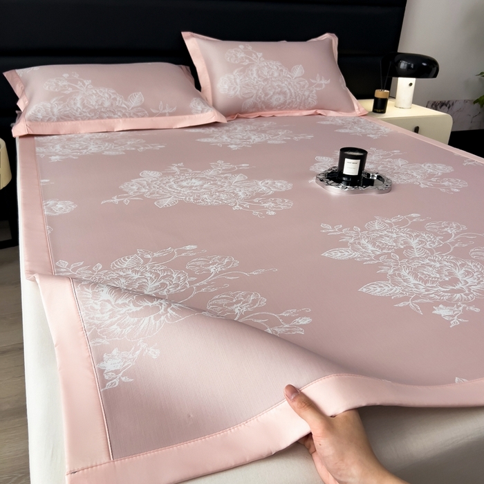 91家纺网 家纺一手货源 找家纺 卡初家居（原微来） 2025夏季凉感提花席 南鸢-素雅粉