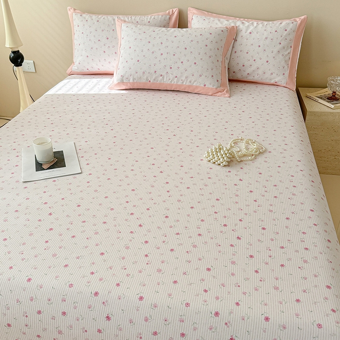 91家纺网 家纺一手货源 找家纺 蓝邻家纺 2025新款100%新疆原棉粗布小清新拼角工艺款系列单床单 花遇